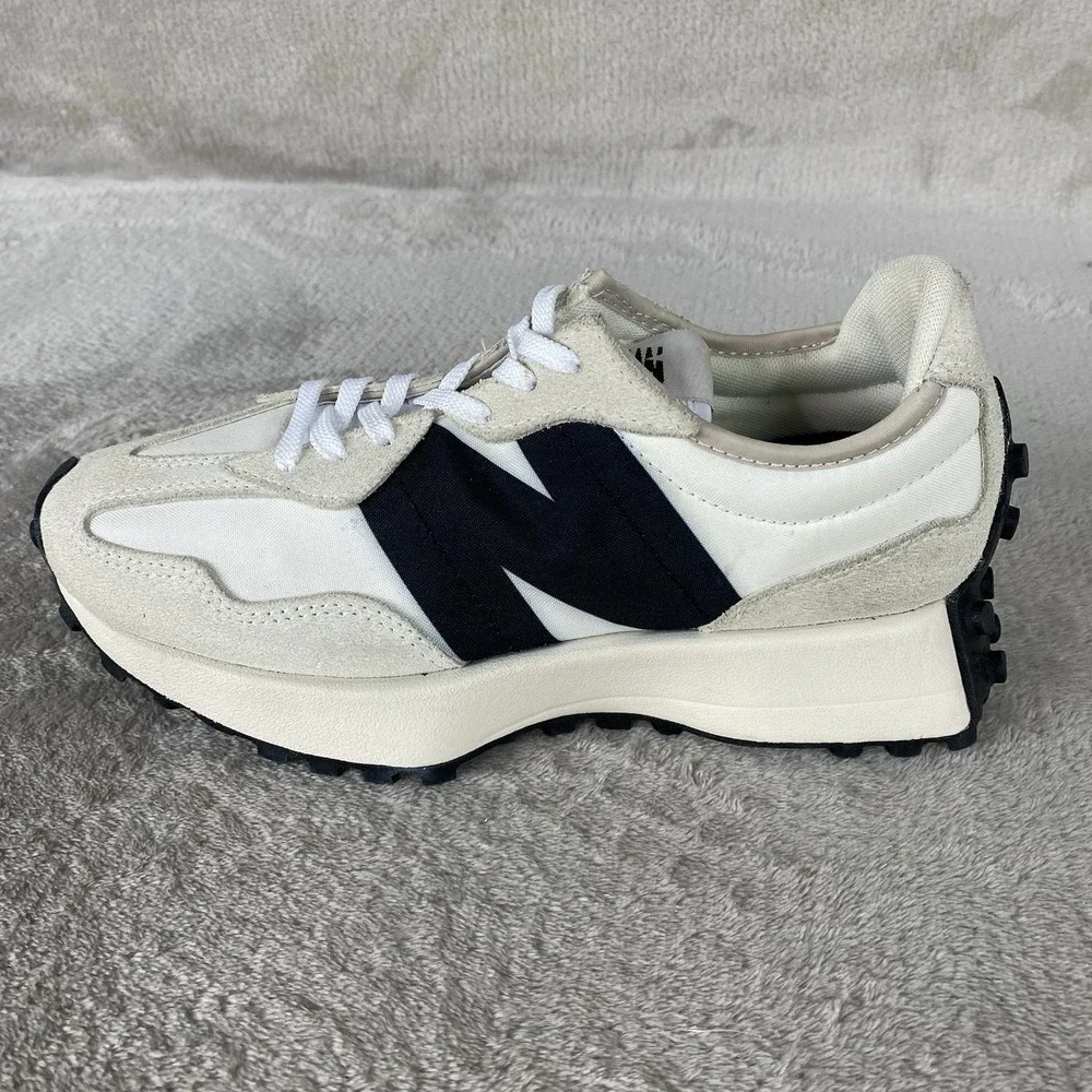New Balance 327 Womens Shoes Size 7 Sea Salt White Black Running WS327FE NEW